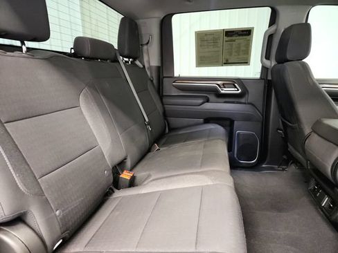 Used 2025 Chevrolet Silverado 2500 LT AWD/4WD image 30