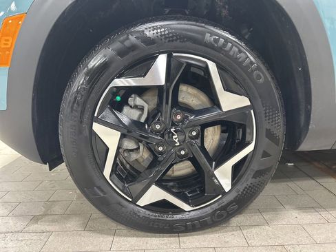 Certified 2025 Kia Seltos EX image 23