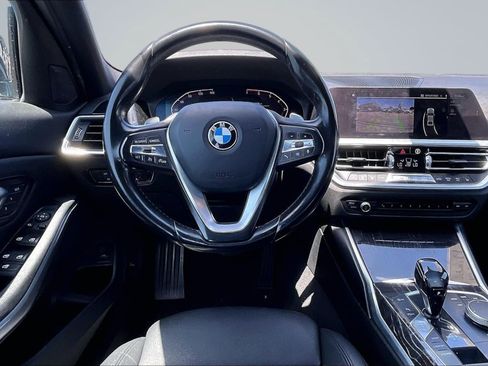 Used 2019 BMW 330i Sedan w/ Convenience Package RWD image 5