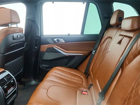 Used 2024 BMW X5 M60i image 29