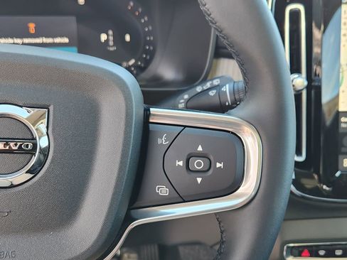 New 2026 Volvo XC40 B5 Plus w/ Protection Package Premier image 17