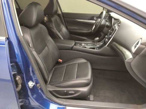 Used 2022 Nissan Maxima SV w/ Floor Mat Group FWD image 21