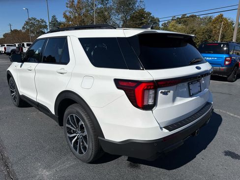 New 2026 Ford Explorer ST-Line w/ Premium Package image 3