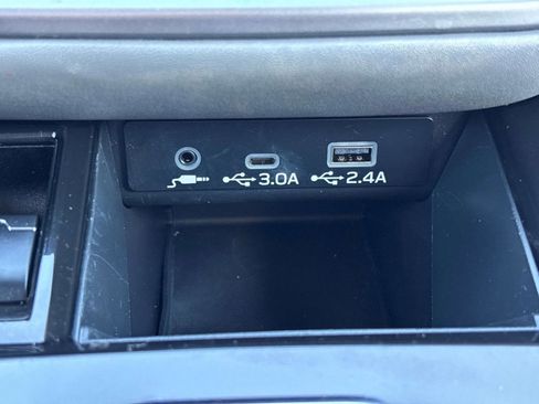 Certified 2025 Subaru Outback Premium image 27