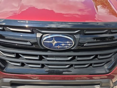 Used 2024 Subaru Forester Premium AWD/4WD image 7
