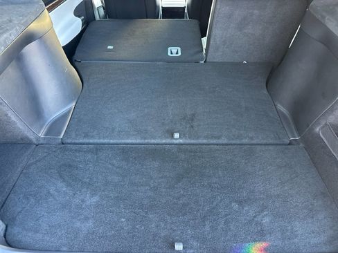 Used 2022 Tesla Model X AWD/4WD image 17