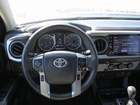 Used 2020 Toyota Tacoma SR5 image 11