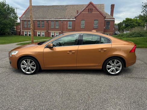 Used 2011 Volvo S60 T6 AWD/4WD image 5