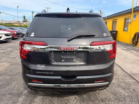 Used 2021 GMC Acadia Denali w/ Denali Technology Package FWD image 9