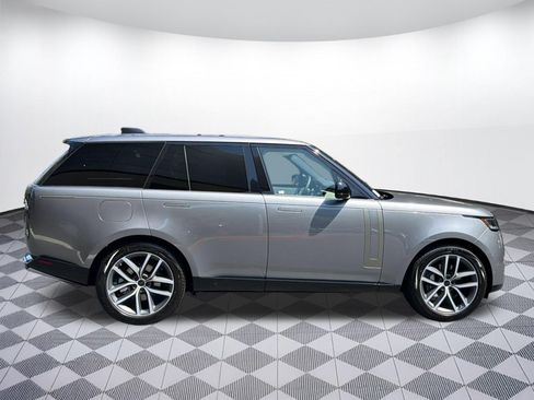 New 2026 Land Rover Range Rover SE AWD/4WD image 8