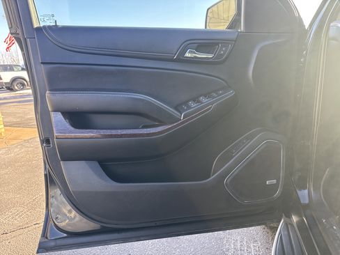 Used 2019 GMC Yukon XL SLT w/ Open Road Package image 13