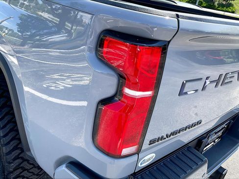 Used 2024 Chevrolet Silverado 2500 LTZ w/ LTZ Plus Package AWD/4WD image 28
