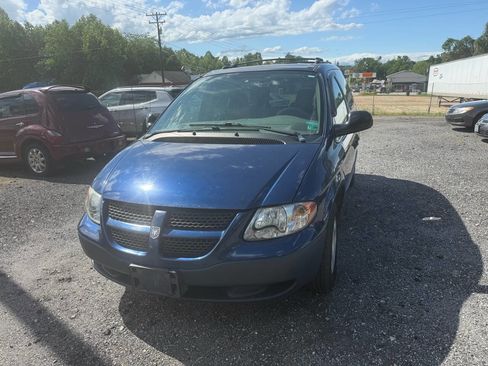 Used 2002 Dodge Caravan SE FWD image 3