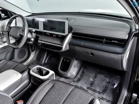 Used 2023 Hyundai Ioniq 5 SE image 23