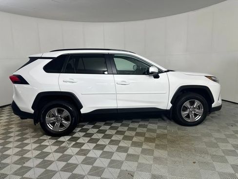 Used 2024 Toyota RAV4 XLE w/ Convenience Package AWD/4WD image 8