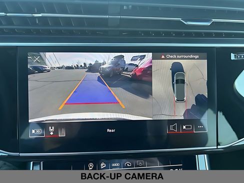 Used 2023 Audi Q7 3.0T Premium w/ Convenience Package image 31