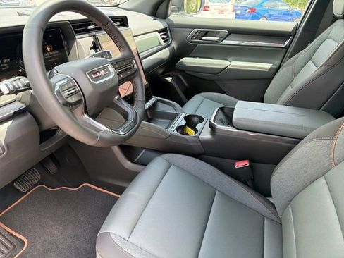 New 2026 GMC Terrain AT4 w/ Technology Package II AWD/4WD image 18