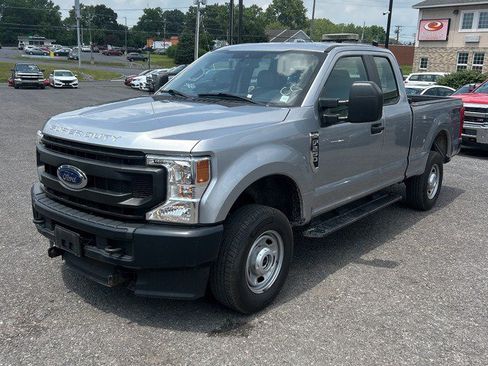 Used 2021 Ford F250 XL w/ Power Equipment Group AWD/4WD image 1
