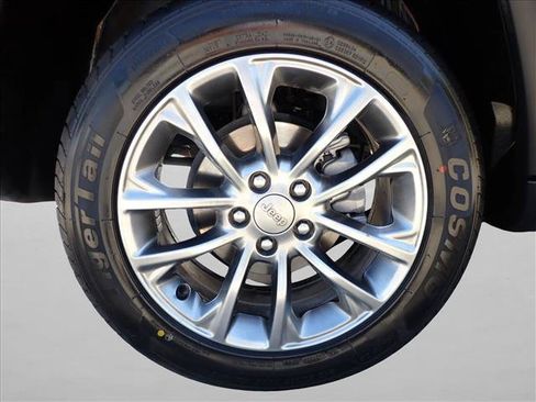 Used 2024 Jeep Compass Limited AWD/4WD image 7