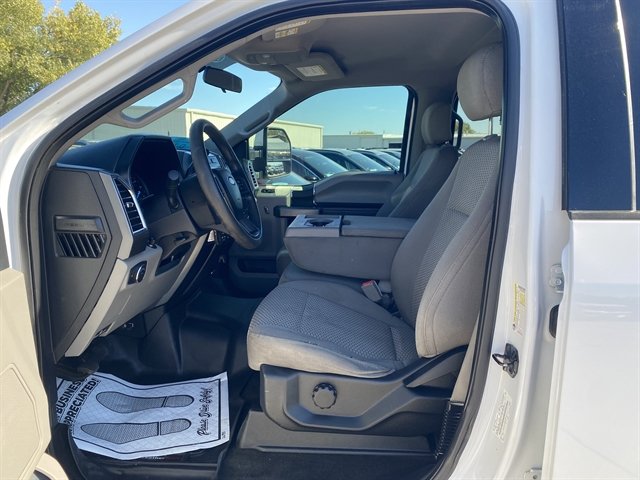 Used 2018 Ford F250 XLT w/ Snow Plow Prep Package AWD/4WD image 17