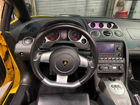 Used 2007 Lamborghini Gallardo Spyder image 13