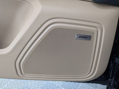 New 2026 Porsche Macan image 23