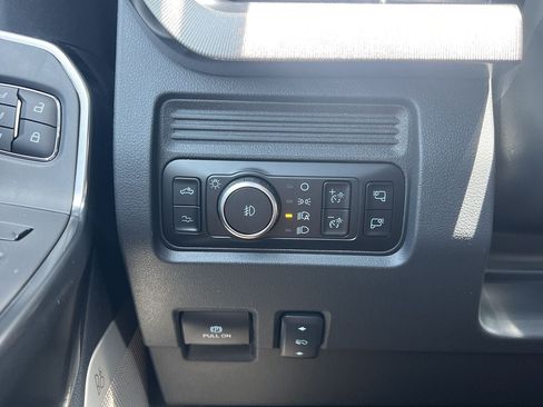 New 2026 Ford F250 Platinum AWD/4WD image 16