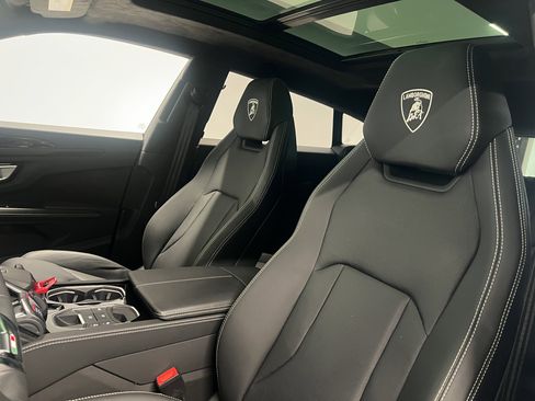 Used 2023 Lamborghini Urus S AWD/4WD image 23