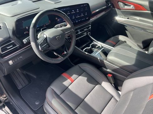 Used 2026 Chevrolet Traverse RS image 18