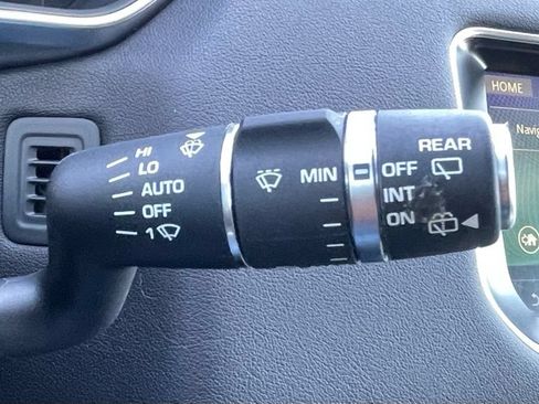 Used 2017 Land Rover Range Rover Sport AWD/4WD image 21
