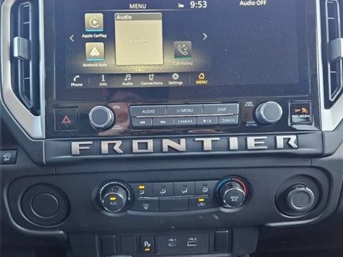 Certified 2025 Nissan Frontier SV RWD image 13