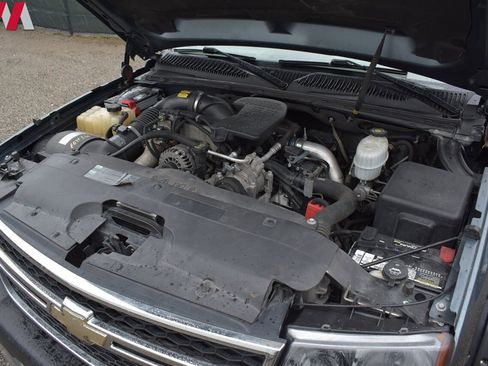 Used 2006 Chevrolet Silverado 2500 LT w/ Heavy-Duty Power Package image 28