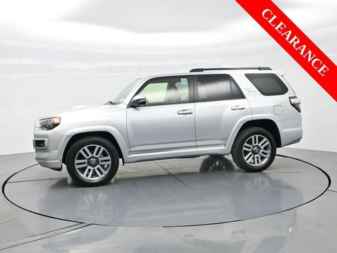 Used 2022 Toyota 4Runner TRD Sport image 10