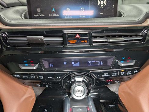 Certified 2023 Acura MDX SH-AWD w/ Technology Package image 39