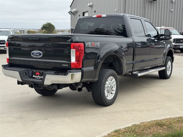 Used 2018 Ford F250 XLT AWD/4WD image 6
