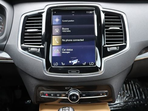 Used 2018 Volvo XC90 T6 Momentum w/ Convenience Package image 39