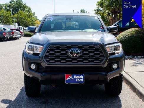 Used 2021 Toyota Tacoma TRD Off-Road w/ Technology Package AWD/4WD image 2