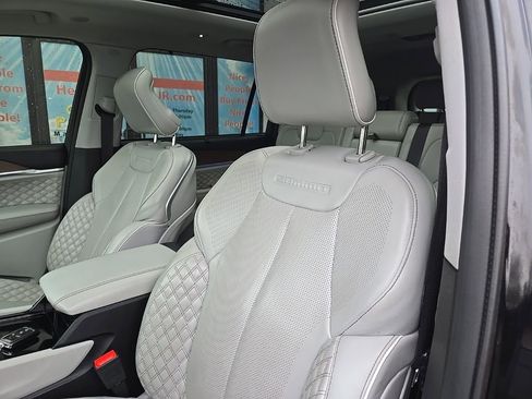 Used 2021 Jeep Grand Cherokee L Summit w/ Advanced Protech Group IV AWD/4WD image 38