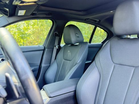 Used 2019 BMW 330i Sedan RWD image 24