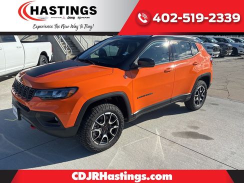 New 2026 Jeep Compass Trailhawk w/ Sun, Sound & Navigation Group AWD/4WD image 1