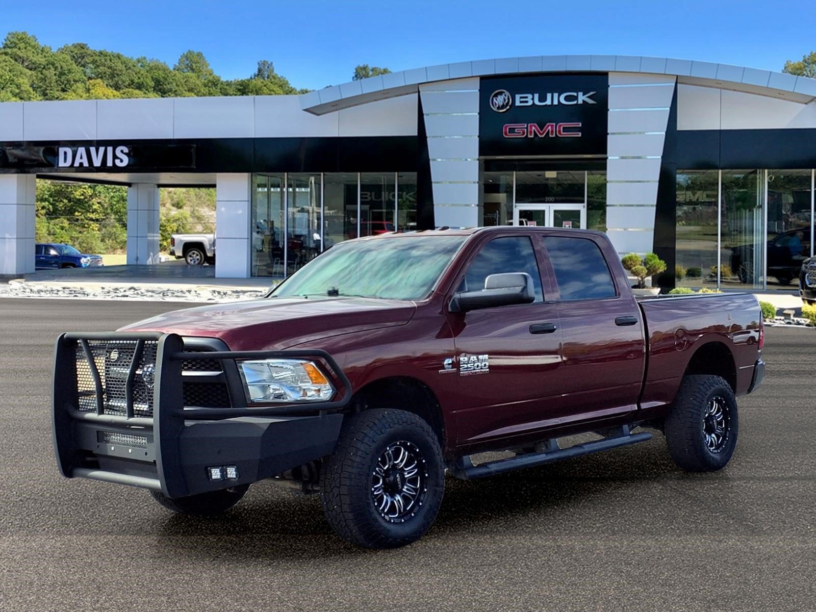 Used 2018 RAM 2500 Tradesman w/ Cold Weather Group AWD/4WD image 3