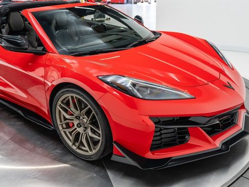 Used 2026 Chevrolet Corvette Z06 w/ Z07 Performance Package RWD image 99