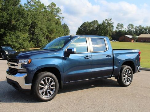 Used 2022 Chevrolet Silverado 1500 LT image 3