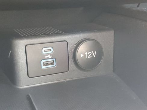 Certified 2023 Ford Escape Active AWD/4WD image 25