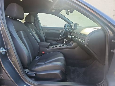 Certified 2022 Honda Civic Sport image 25