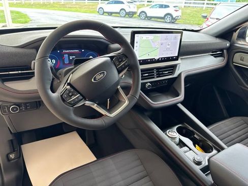 New 2026 Ford Explorer ST-Line w/ ST-Line Street Pack AWD/4WD image 15