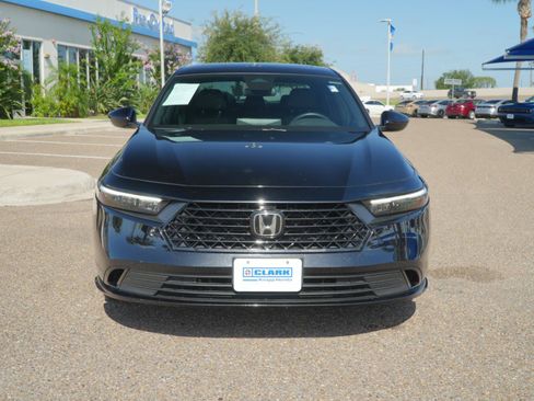 Used 2025 Honda Accord Sport image 2