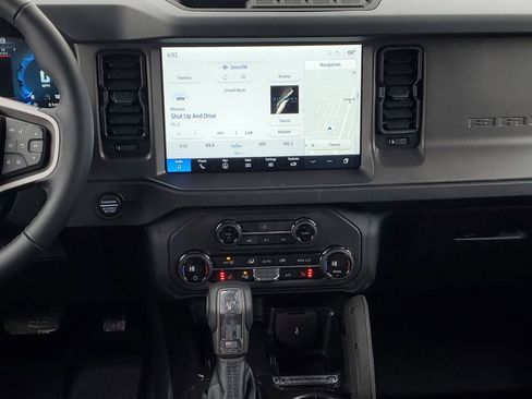 New 2025 Ford Bronco Big Bend w/ Black Diamond Package image 25