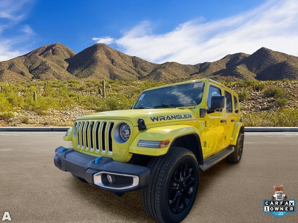 Used 2023 Jeep Wrangler Unlimited Sahara AWD/4WD image 2