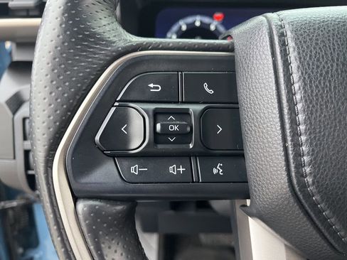 Used 2025 Toyota 4Runner Limited w/ Tow Technology Package image 22